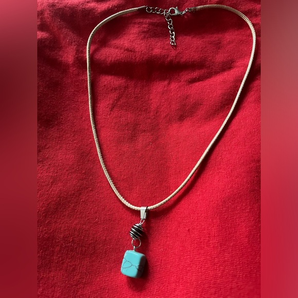 Hand Crafted Turquoise Diffuser w Wax Cord Necklace Hand Made - Picture 2 of 3